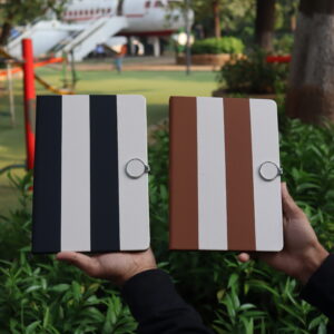 MaterialLeather wright (Pu) 200 pages